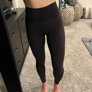 BRAND NEW, TAGS REMOVED - Vuori lux rib studio legging quartz heather